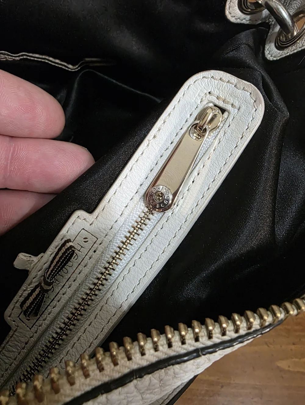 Henri Bendel White Leather Shoulder Bag - Versatile Women's Tote